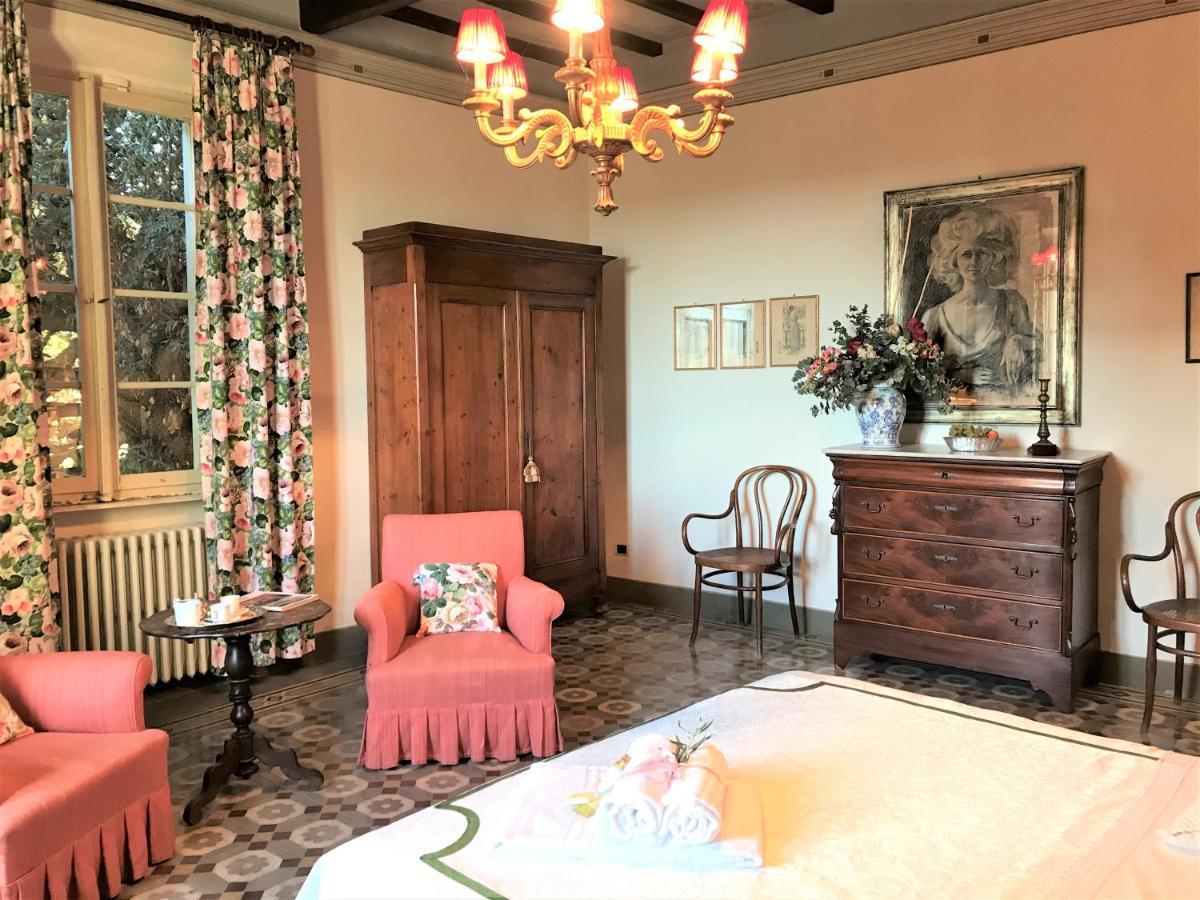 Villa Carlotta Con Piscina Lari Zewnętrze zdjęcie