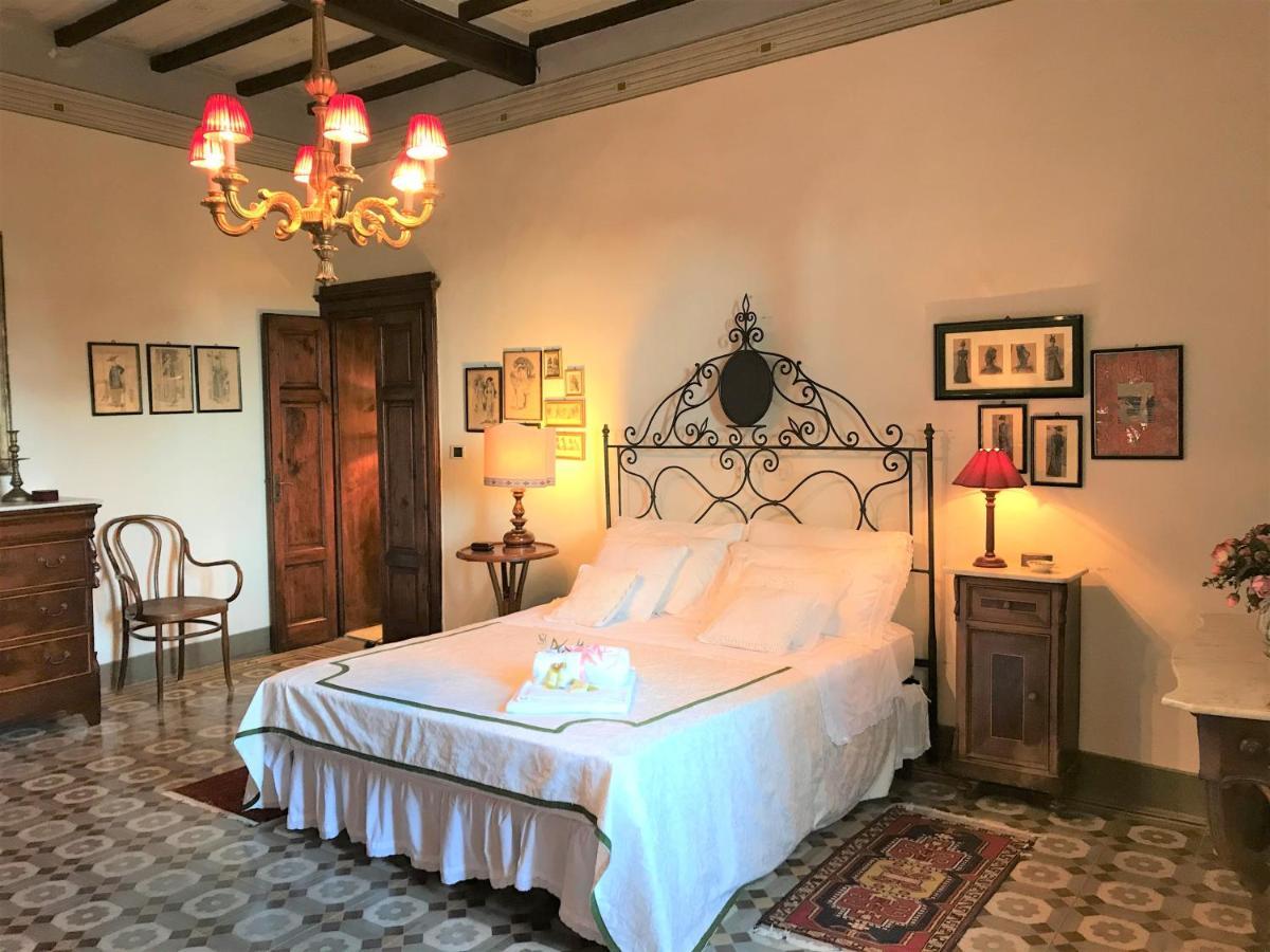Villa Carlotta Con Piscina Lari Zewnętrze zdjęcie
