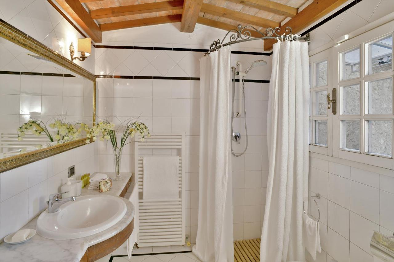 Villa Carlotta Con Piscina Lari Zewnętrze zdjęcie