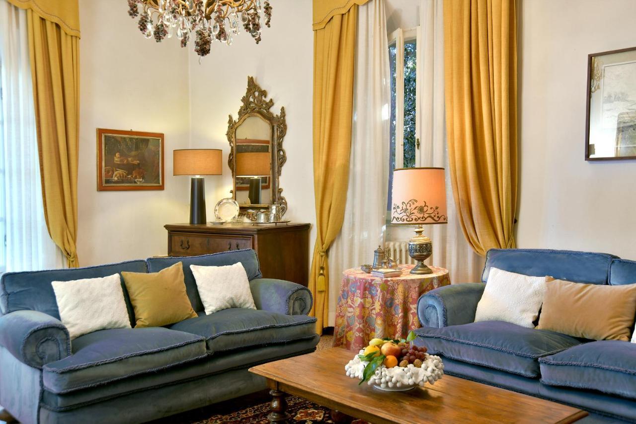 Villa Carlotta Con Piscina Lari Zewnętrze zdjęcie