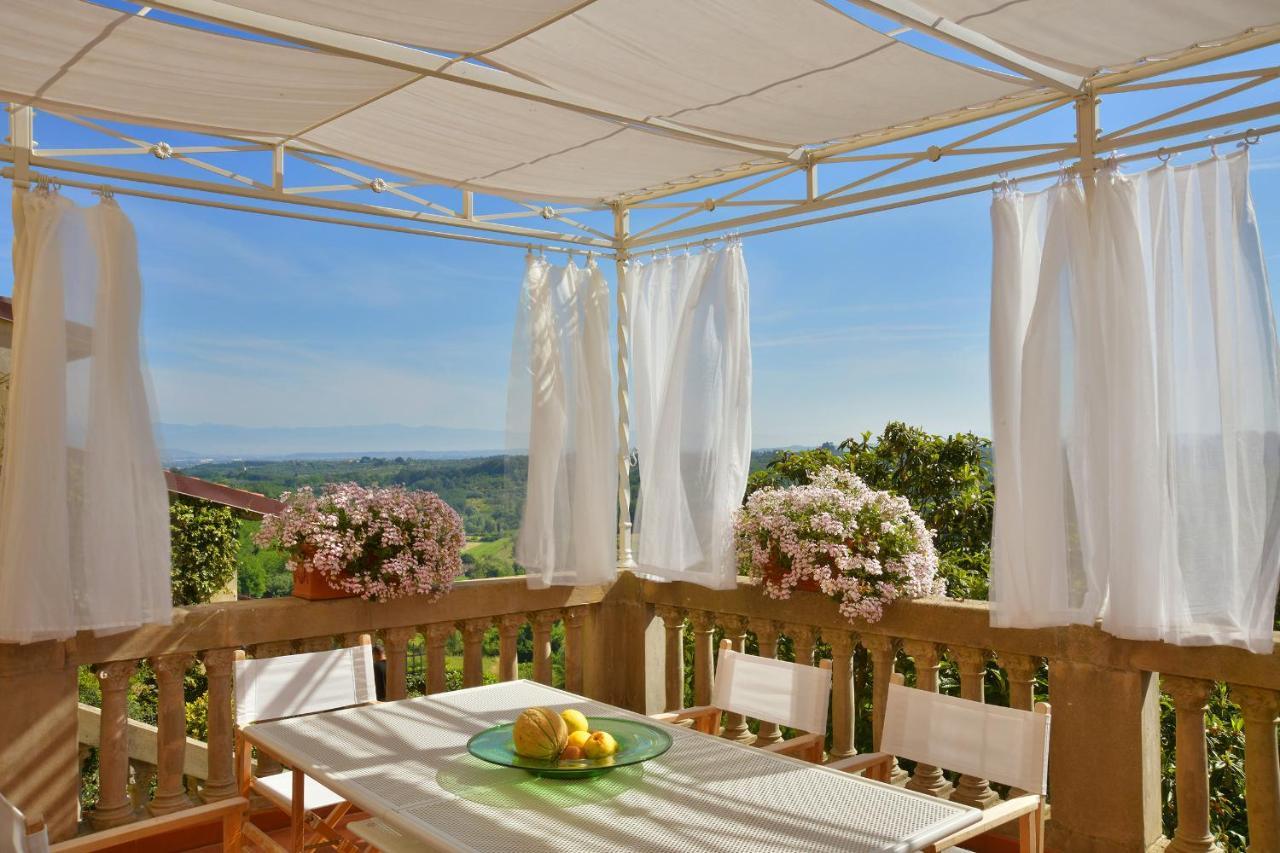 Villa Carlotta Con Piscina Lari Zewnętrze zdjęcie